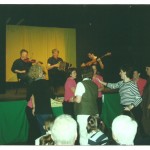 STW_2002-4-Triur-Concert-and-dancing_2