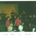 STW_2002-5-Triur-Concert-and-dancing_1